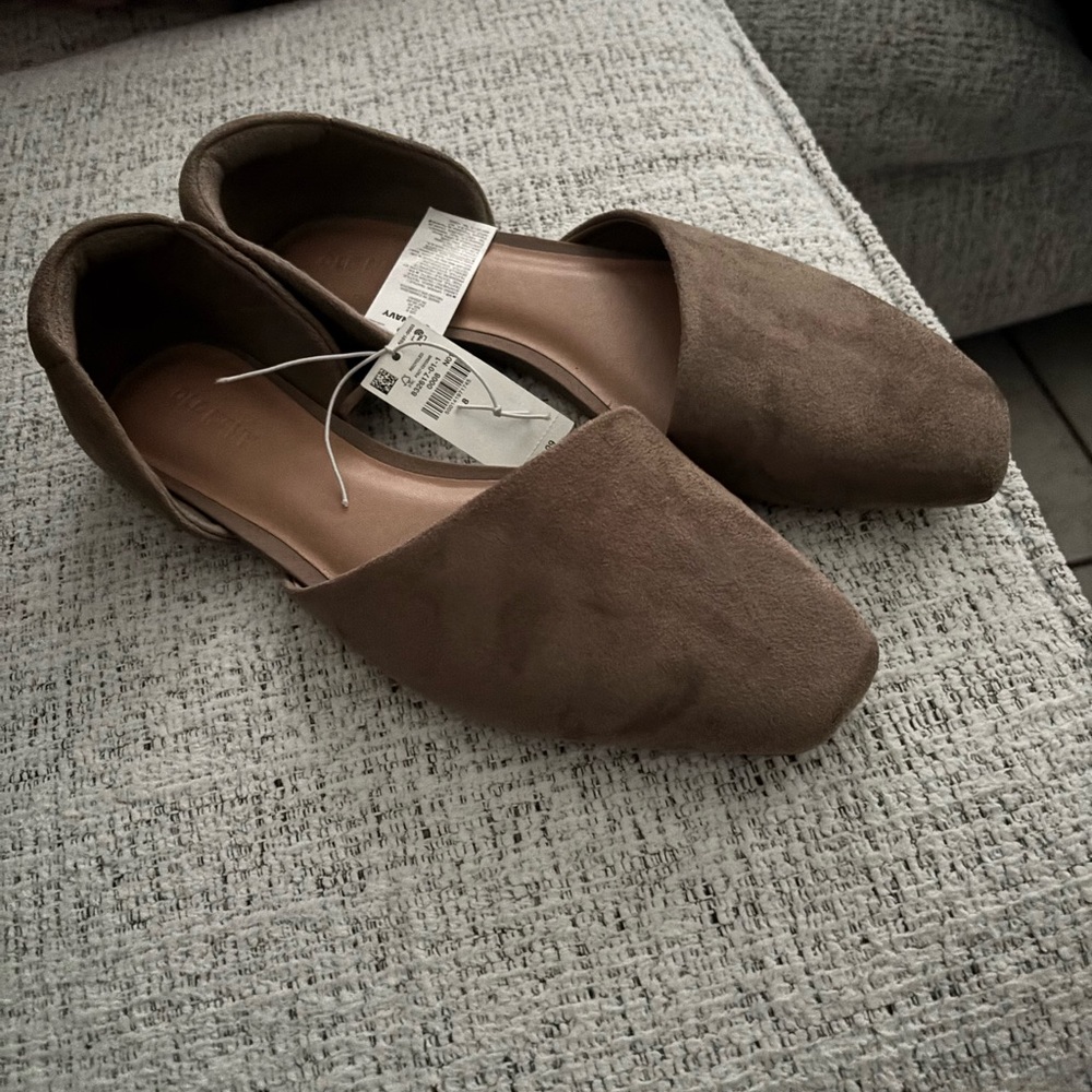 Old Navy Taupe Suede Pointed D'Orsay Flats - Picture 2 of 4